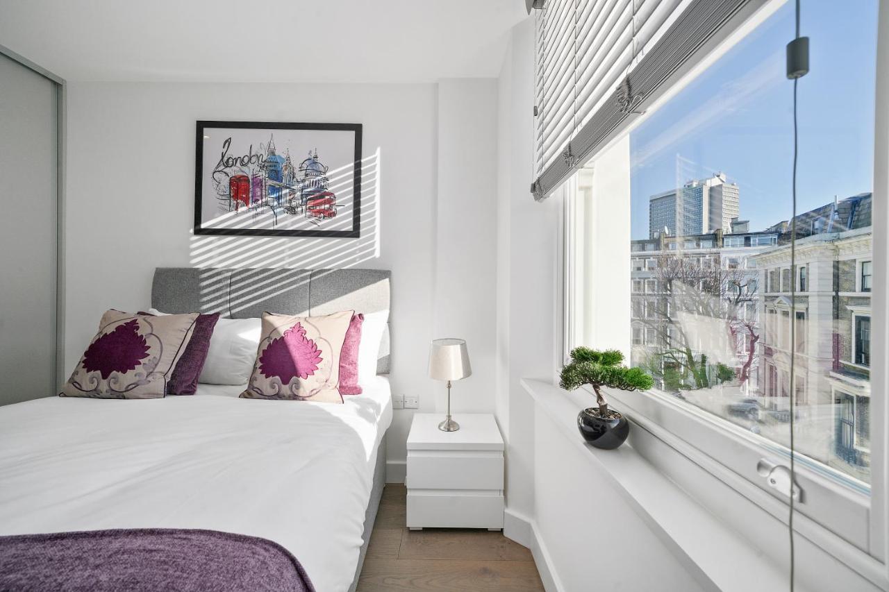 คอลลิงแฮม ไพร์ม อพาร์ตเมนต์ Aparthotel ลอนดอน ภายนอก รูปภาพ A bedroom at the hotel